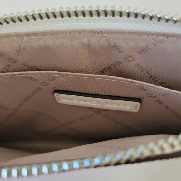 Michael Kors Jet Set Travel Large Top Zip Wristlet Optic White Smartphone Wallet - Picture 7 of 7